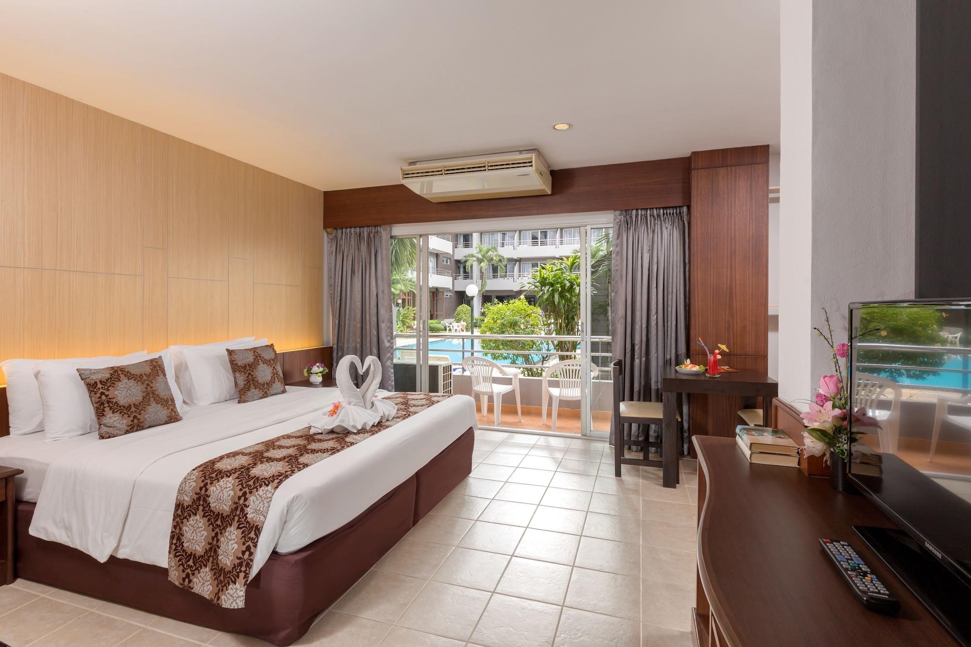 The Holiday Resort Pattaya Exterior photo